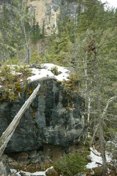 Several lines climbed, crack, shes yurprob, and a good easy nose big hold prob, then around corner that yellow roof (in other photo)We've just cleaned the holds here as they have been...  have fun be careful topping out.