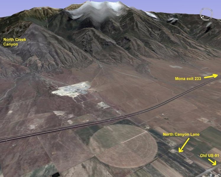 North Canyon Lane goes right past the gravel pit, right to the mouth of the canyon. Just don't drive through any of the gravel pit gates...go straight up to the trail head.<br>
(Google Earth photo)