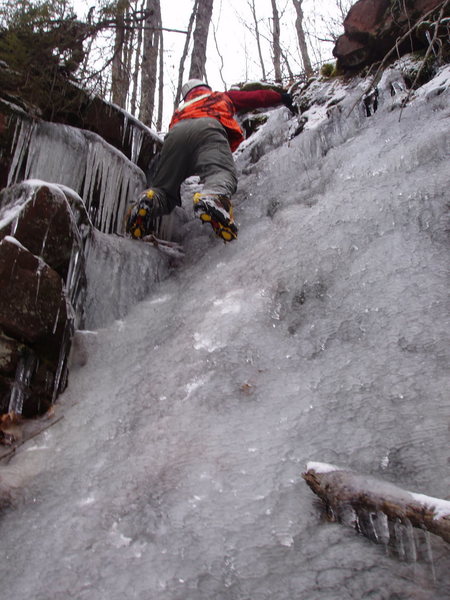 EO free-soloing the "No Deer Slab", FA, in pure Wisco style.  Carharts and blaze orange baby!