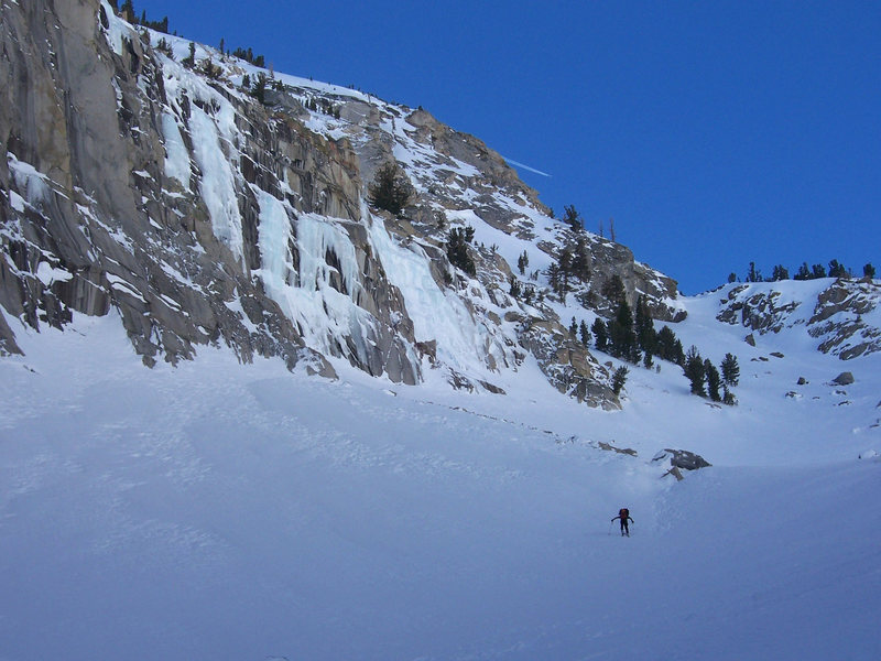 Climbing in Lee Vining Ice and Mixed, Sierra Eastside