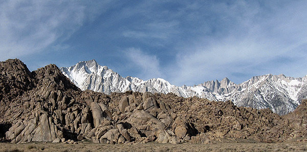 Alabama Hills.<br>
Photo by Blitzo.