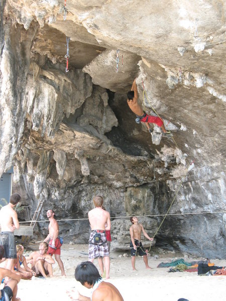 Tonsai Beach