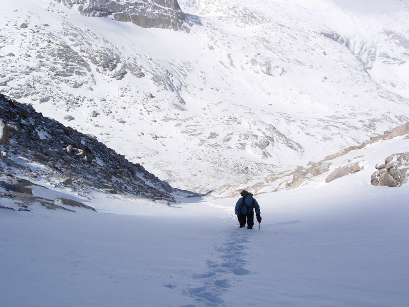 Climbing up the trough, Winter 2008.  Photo taken about halfway between start and keyhole route intersection.  