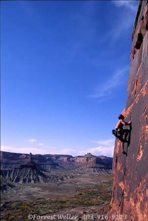 Marc Rusin on Idiot Wind.<br>
Photo by: Frosty Weller