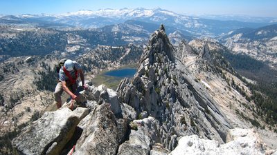 Nearing the South summit on the Mathes Crest traverse