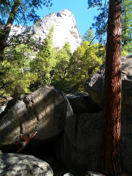 Bouldering in the Valley