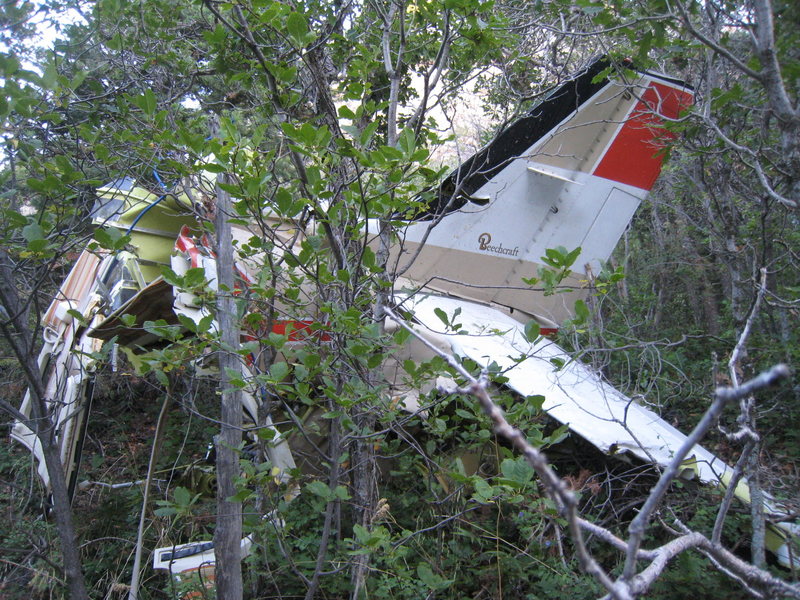 Wreckage from the [[June 2007 plane crash]]http://www.abqtrib.com/news/2007/jun/23/plane-crashes-are-history-sandias/ on the south side of North Peak. We encountered this wreckage on our approach down to the Shield.