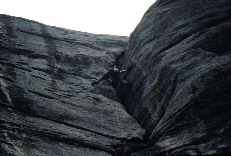 Scott McCook soloing Fat Dog 5.7 in the early 80s.