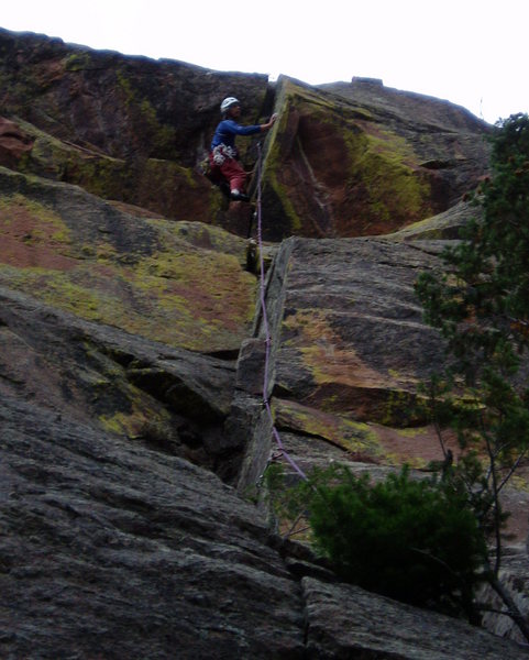 The blurry crux, wondering what's above.<br>
Photo by Luke Clarke.