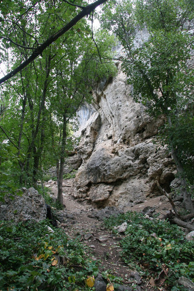 <em>Drone Wall</em> as it appears from the approach trail.