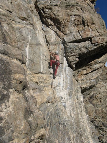 The layback flake on the lower half.<br>
Photo by Ken Parker.