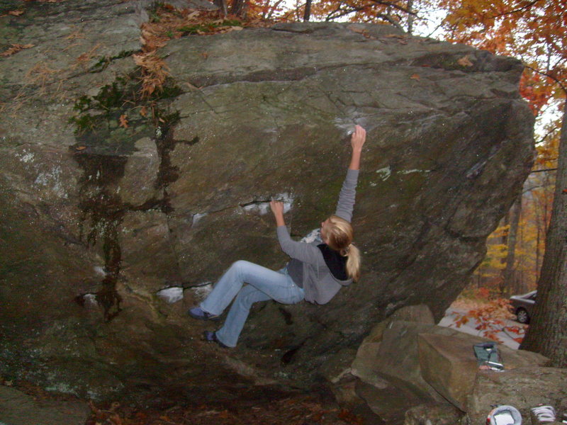 Elin making the long move