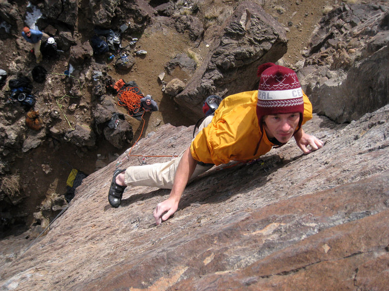 Eyeballing the top-out holds while moving through the steep finishing moves on Cholla Wall. December 2008.