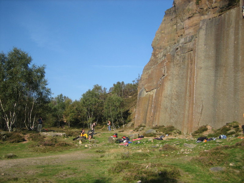 Embankment 1 follows the zig-zagging crack near the left end of the wall.