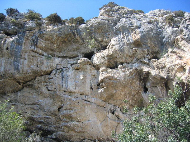 Volx.  The rock is remeniscent of Sitting Bull Falls, NM.