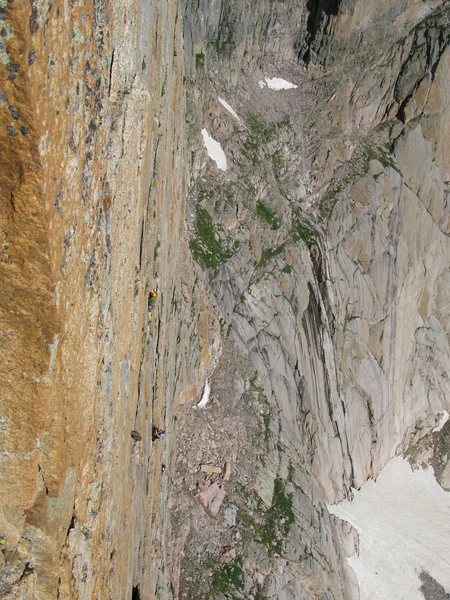 Climbers on Forrest Finish, picture taken from Pervertical.