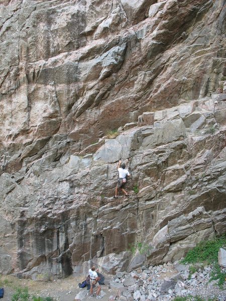 Dan Miller on the 1st Pitch of Spider Pig 5.11a.