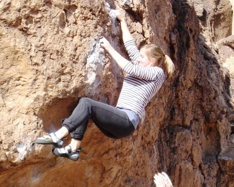 Heather sticks the crux of Serengeti...so strong she can do it with her eyes closed.