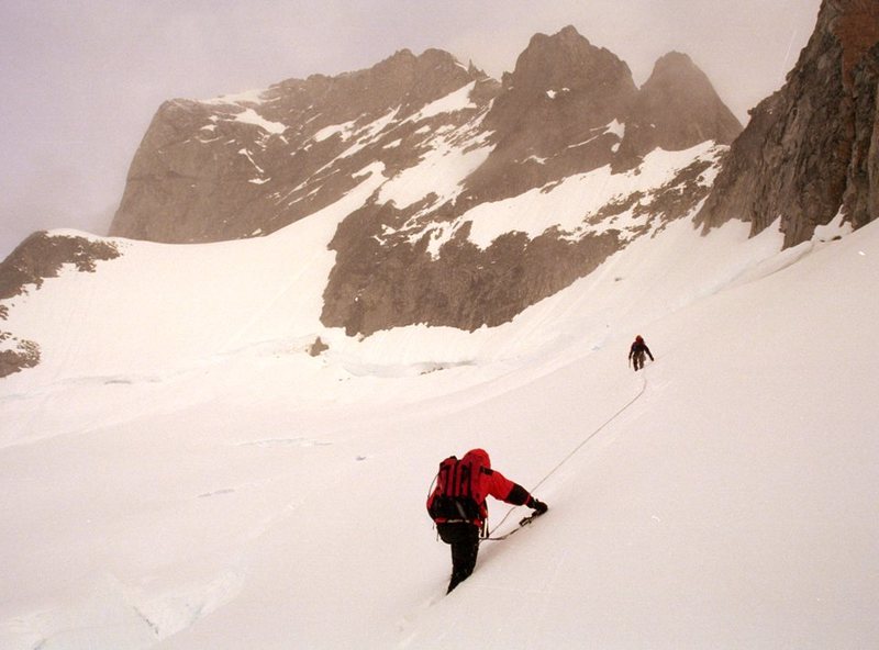 Approaching the SE Face.