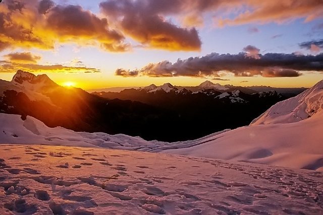 Sunset from Col Camp, Alpamayo