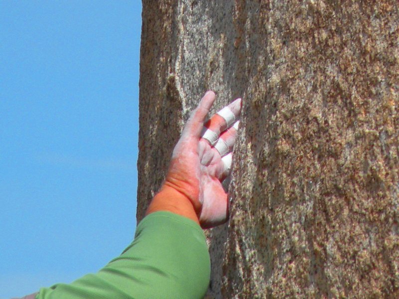 Painful fingerlocks on Equinox