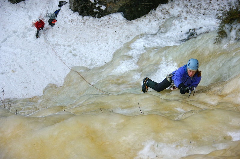 Kate Muehling leading Andromeda Weeps. Orient Bay, Ontario. 17 March '09.