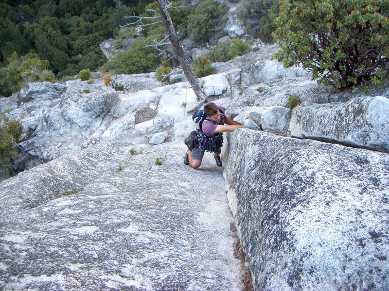 Soloing on Royal Arches on a linkup with Crest Jewel Direct. This is somewhere around mid-route, pitch 8 or so. Fun 5.8 handcrack.