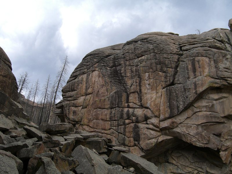 The Post Office, with the double cracks on the left being Powder Monkey (5.11).