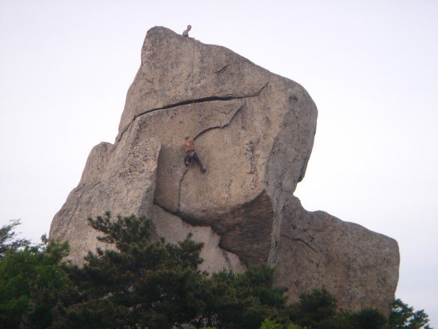 Butterfly Rock<br>
Busan<br>
Summer 2006