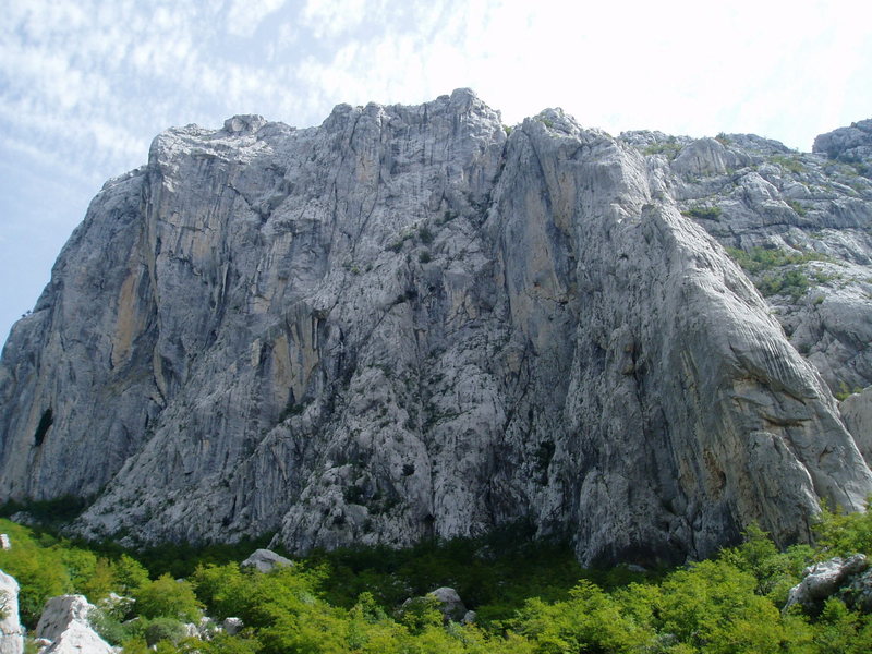 Anica Kuk, Paklenica<br>
10 pitch sport routes... 350 meters of fun