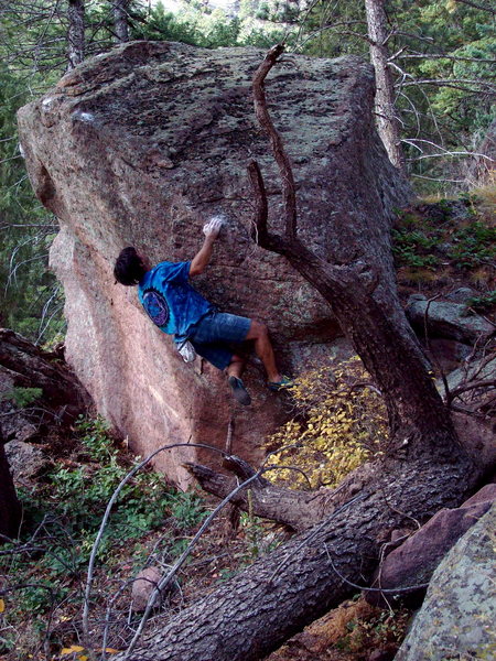 Bouldering a new in Skunk Canyon.