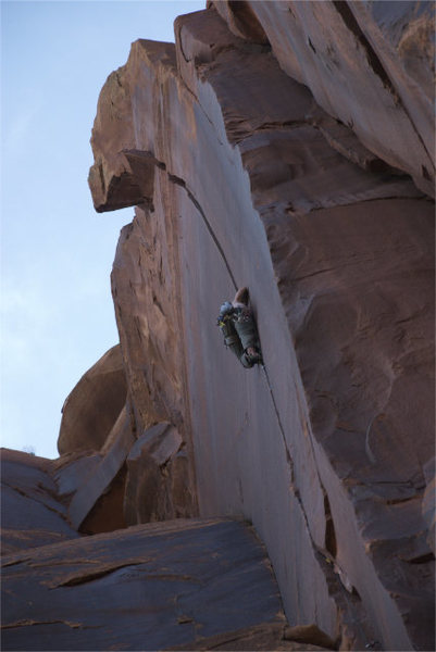 Between the last good fist jam and the god-sent knee jam lie the difficulties. Bjorn in the thick of it.