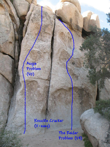 Intersection Rock, Joshua Tree NP<br>
<br>
1. Augie Problem (V0)<br>
2. Knuckle Cracker (V-easy)<br>
3. The Reider Problem (V4)<br>
