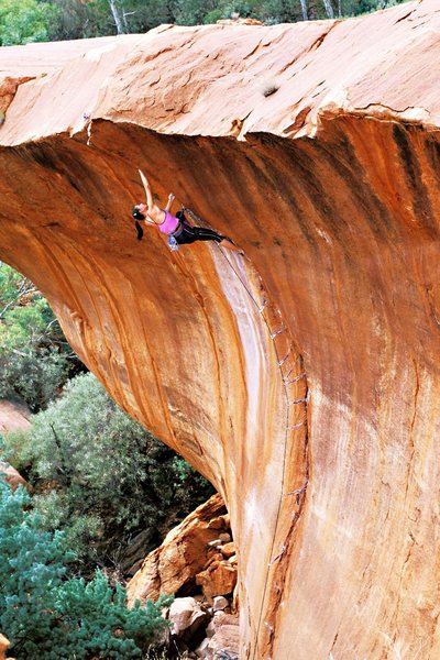 Vanessa Peterson on the 2nd ascent of the wave (25, 5.12b), Nomad Springs WA