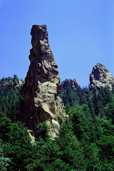 The Chimney in all its glory on a summer day, seen from Muralla Grande.