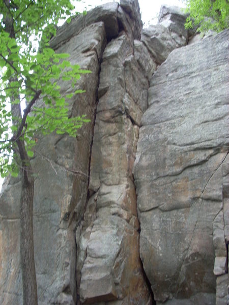 Another look of Everleigh Club and ABC. Seven Seas climbs the arete to the left of ABC but totally stays out of it.