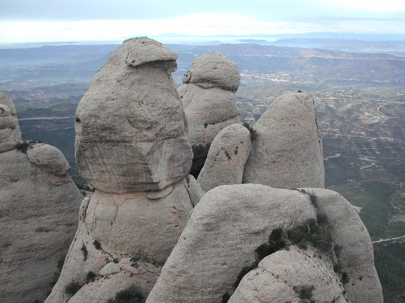 From the summit of the Frare (the highest summit of the region of "Frares" we have this view of the "Lloro"