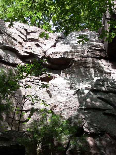 "Cutting Edge" is the crack. "Solstice" 5.11c is the face to the right, not using "Bloodshed" dihedral.