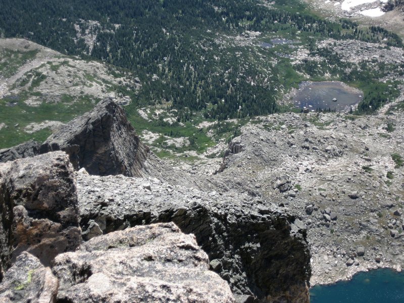 Looking down the Crescent Ridge/Scythe from the summit.