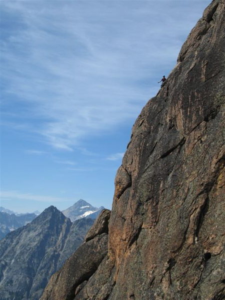 Ryan on Pitch 4 - pic taken from another party on Beckey route