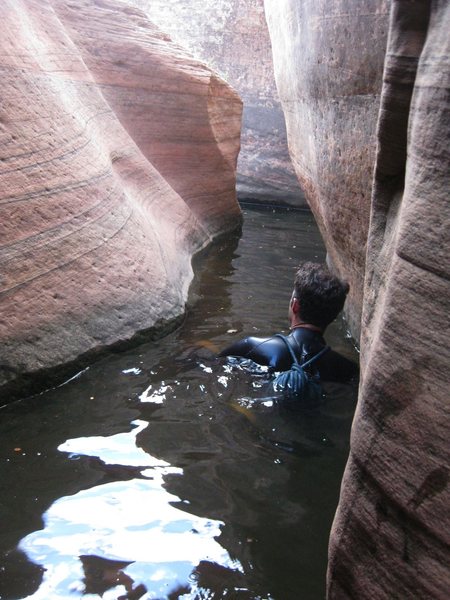 One of the last swims out of Keyhole. We had the route all to ourselves. <br>
<br>
9/16/09