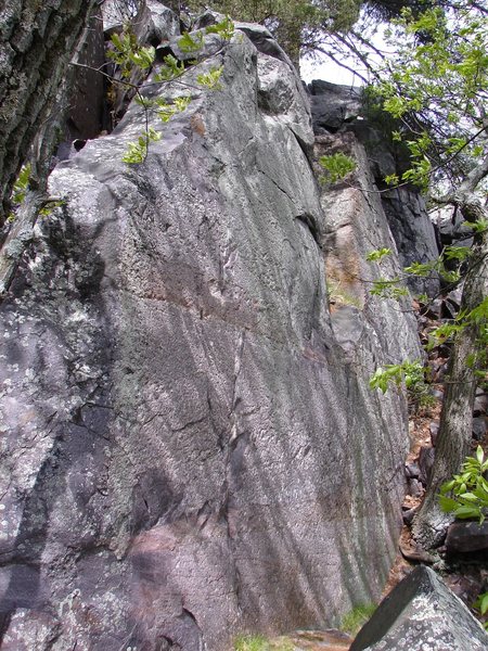 Traverse the face staying low on good holds.