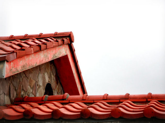 some tiles along the approach