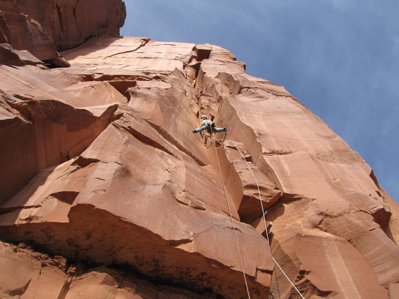 Looking up at the first pitch of Mogul Emperor.<br>
<br>
The rock may look solid in this photo but it's like the gong show when you get up there and start tapping on things.