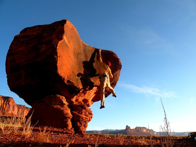 A cool boulder near the Dissapointment Cliffs