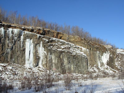 Conditions as of Dec. 15th, 2009. The pillar has gotten a little fatter since then. The ice smear just to the right of the pillar is steep and fun.