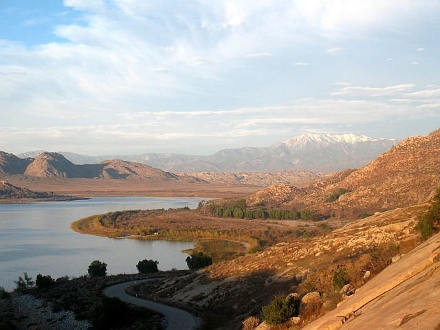 Lake Perris and surroundings from the Main Slab, Big Rock