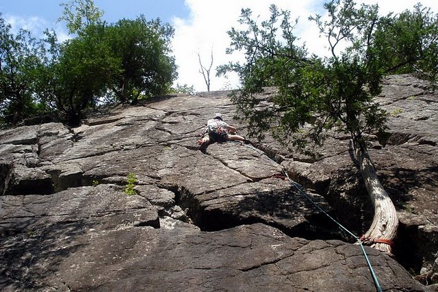 Danny G on Jump Bat Crack. Aug 09