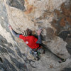 Skipping the anchor of 100 proof, and slabing it up to the base of the Roof routes. <br>
-photo by Darren Mabe.