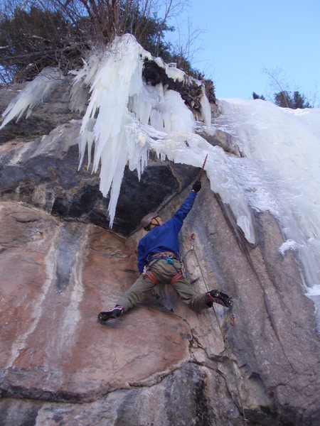 E.M. pulling the roof of Stemcicle.  The pillar has not formed enough to send the route direct.